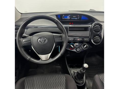 TOYOTA Etios Hatch 1.3 16V 4P FLEX X, Foto 7