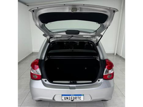 TOYOTA Etios Hatch 1.3 16V 4P FLEX X, Foto 10