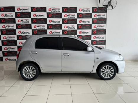 TOYOTA Etios Hatch 1.5 16V 4P FLEX XLS, Foto 9