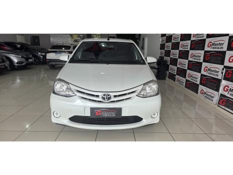 TOYOTA Etios Hatch 1.3 16V 4P FLEX X, Foto 1