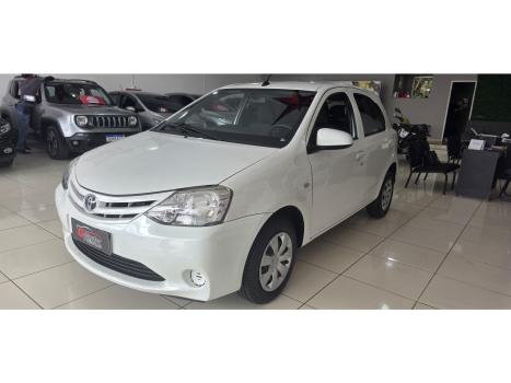 TOYOTA Etios Hatch 1.3 16V 4P FLEX X, Foto 8