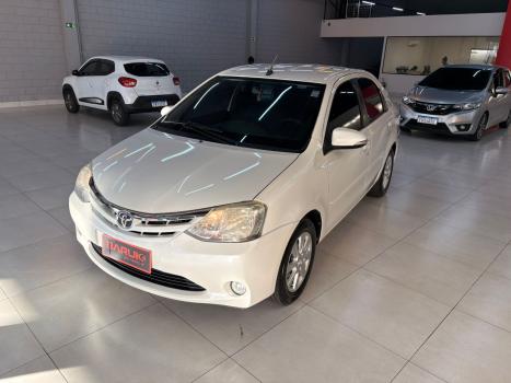 TOYOTA Etios Hatch 1.5 16V 4P FLEX XLS AUTOM�TICO, Foto 4