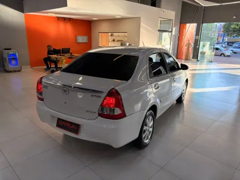 TOYOTA Etios Hatch 1.5 16V 4P FLEX XLS AUTOM�TICO, Foto 9
