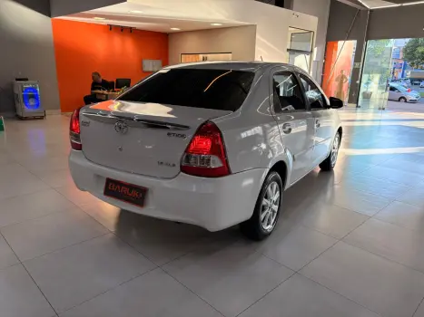 TOYOTA Etios Hatch 1.5 16V 4P FLEX XLS AUTOM�TICO, Foto 11