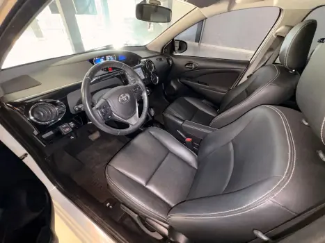 TOYOTA Etios Hatch 1.5 16V 4P FLEX XLS AUTOM�TICO, Foto 14