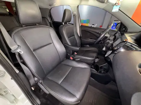 TOYOTA Etios Hatch 1.5 16V 4P FLEX XLS AUTOM�TICO, Foto 16