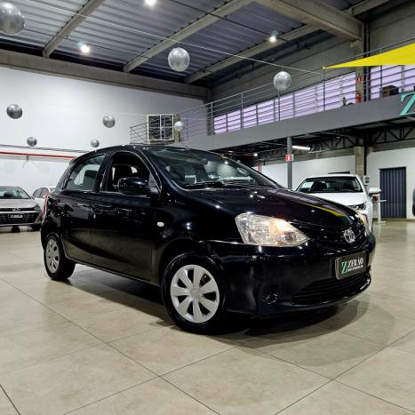 TOYOTA Etios Hatch 1.3 16V 4P FLEX XS, Foto 1