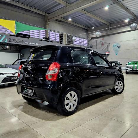 TOYOTA Etios Hatch 1.3 16V 4P FLEX XS, Foto 4
