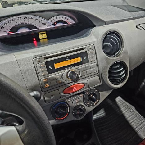 TOYOTA Etios Hatch 1.3 16V 4P FLEX XS, Foto 7