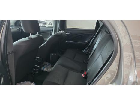 TOYOTA Etios Hatch 1.3 16V 4P FLEX X, Foto 5