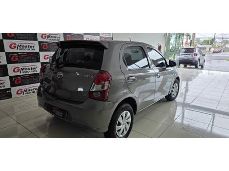 TOYOTA Etios Hatch 1.3 16V 4P FLEX X, Foto 7