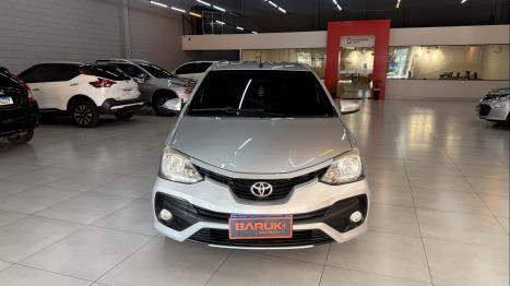 TOYOTA Etios Hatch 1.5 16V 4P FLEX PLATINUM AUTOM�TICO, Foto 2