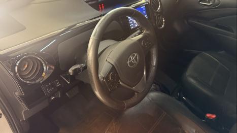 TOYOTA Etios Hatch 1.5 16V 4P FLEX PLATINUM AUTOM�TICO, Foto 9