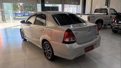TOYOTA Etios Hatch 1.5 16V 4P FLEX PLATINUM AUTOM�TICO, Foto 11