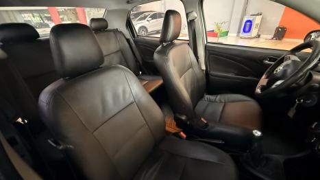TOYOTA Etios Hatch 1.5 16V 4P FLEX XLS, Foto 4