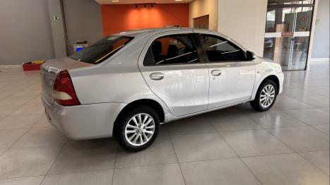 TOYOTA Etios Hatch 1.5 16V 4P FLEX XLS, Foto 6