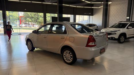TOYOTA Etios Hatch 1.5 16V 4P FLEX XLS, Foto 14