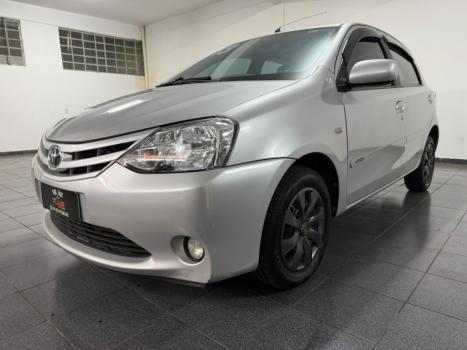 TOYOTA Etios Hatch 1.3 16V 4P FLEX X, Foto 1