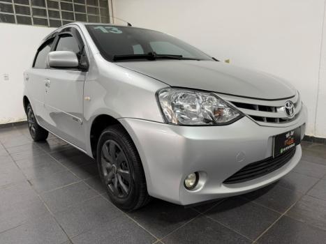 TOYOTA Etios Hatch 1.3 16V 4P FLEX X, Foto 3