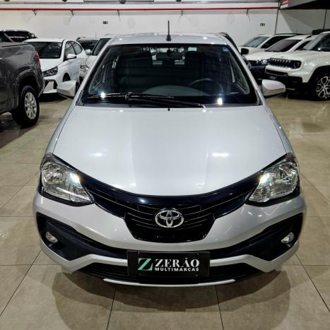 TOYOTA Etios Hatch 1.3 16V 4P FLEX X, Foto 2
