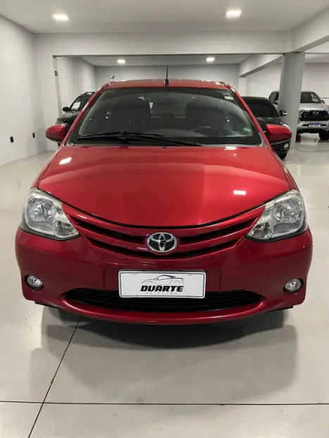 TOYOTA Etios Hatch 1.3 16V 4P FLEX X, Foto 2