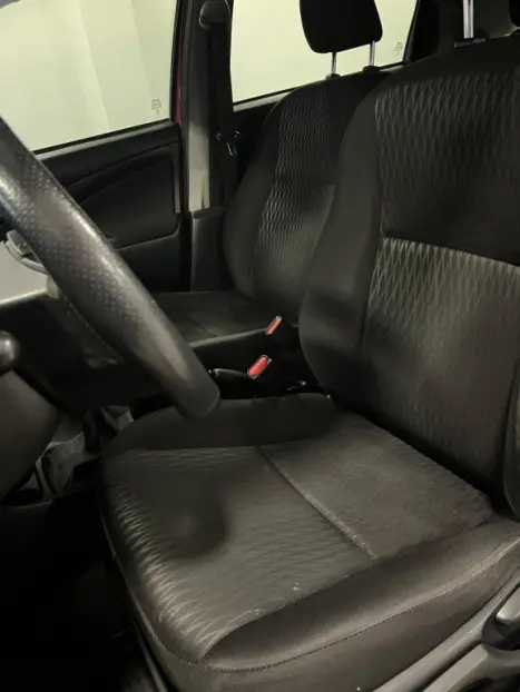TOYOTA Etios Hatch 1.3 16V 4P FLEX X, Foto 17