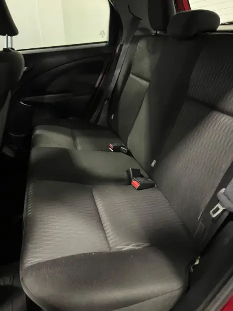 TOYOTA Etios Hatch 1.3 16V 4P FLEX X, Foto 18