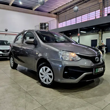 TOYOTA Etios Hatch 1.5 16V 4P FLEX XS, Foto 1