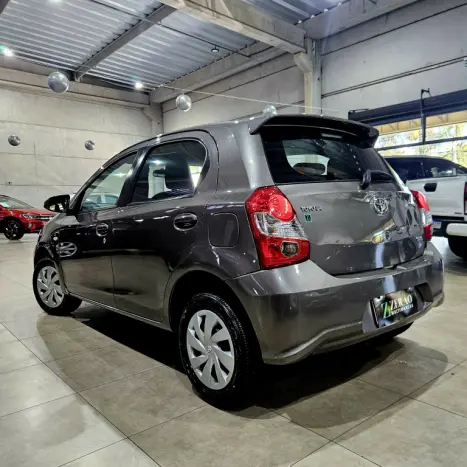 TOYOTA Etios Hatch 1.5 16V 4P FLEX XS, Foto 5