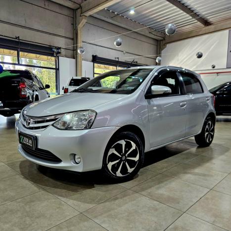 TOYOTA Etios Hatch 1.5 16V 4P FLEX XLS AUTOMÁTICO, Foto 3