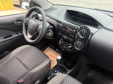 TOYOTA Etios Hatch 1.5 16V 4P FLEX XS AUTOMÁTICO, Foto 7