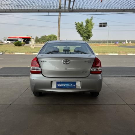 TOYOTA Etios Sedan 1.5 16V 4P FLEX XS, Foto 3