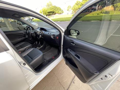 TOYOTA Etios Sedan 1.5 16V 4P FLEX XLS AUTOM�TICO, Foto 14