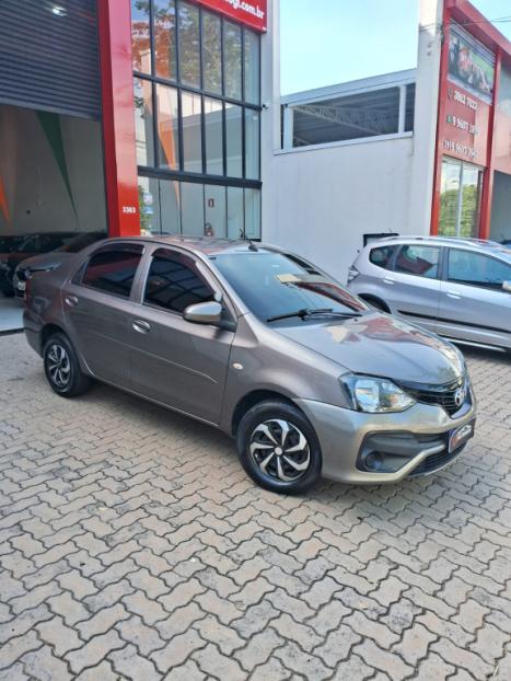 TOYOTA Etios Sedan 1.5 16V 4P FLEX X AUTOM�TICO, Foto 3