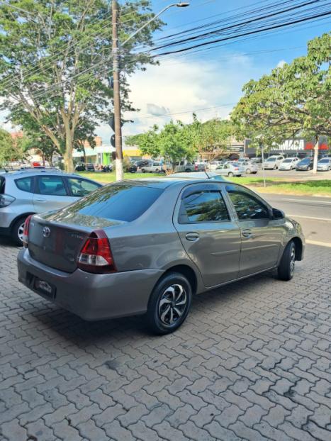 TOYOTA Etios Sedan 1.5 16V 4P FLEX X AUTOM�TICO, Foto 4
