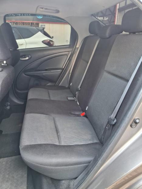 TOYOTA Etios Sedan 1.5 16V 4P FLEX X AUTOM�TICO, Foto 7