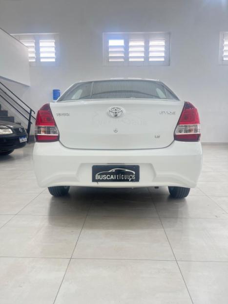 TOYOTA Etios Sedan 1.5 16V 4P FLEX X PLUS, Foto 6