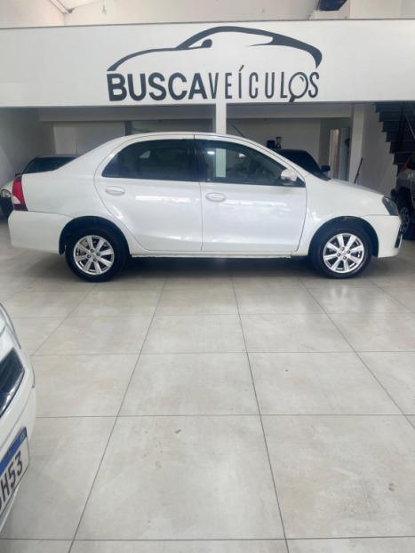 TOYOTA Etios Sedan 1.5 16V 4P FLEX X PLUS, Foto 8