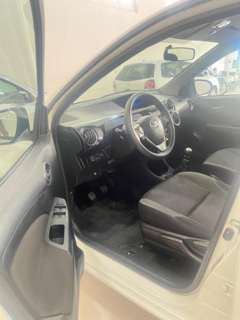 TOYOTA Etios Sedan 1.5 16V 4P FLEX X PLUS, Foto 9