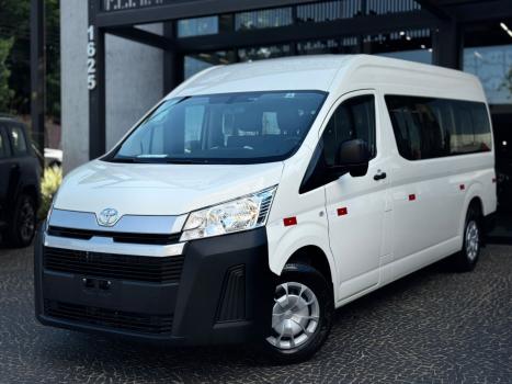 TOYOTA Hiace 2.8 D-4D TURBO DIESEL MINIBUS 15+1 DX AUTOMÁTICO, Foto 1