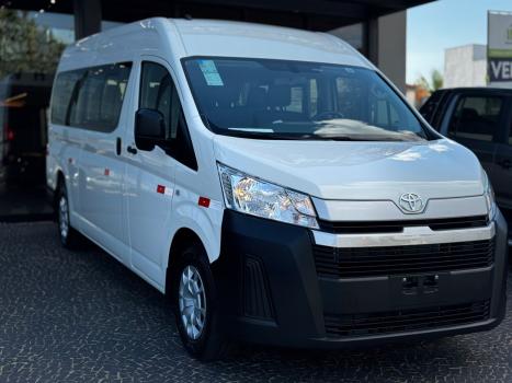 TOYOTA Hiace 2.8 D-4D TURBO DIESEL MINIBUS 15+1 DX AUTOMÁTICO, Foto 5