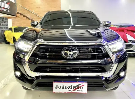 TOYOTA Hilux Caminhonete 2.8 16V 4P SRX DIESEL CABINE DUPLA, Foto 2 TOYOTA Hilux Caminhonete 2.8 16V 4P SRX DIESEL CABINE DUPLA, Foto 2