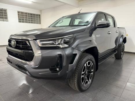 TOYOTA Hilux Caminhonete 2.8 16V SRX PLUS 4X4 TURBO DIESEL CABINE DUPLA AUTOMTICO, Foto 1
