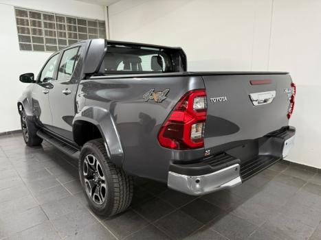 TOYOTA Hilux Caminhonete 2.8 16V SRX PLUS 4X4 TURBO DIESEL CABINE DUPLA AUTOMTICO, Foto 7