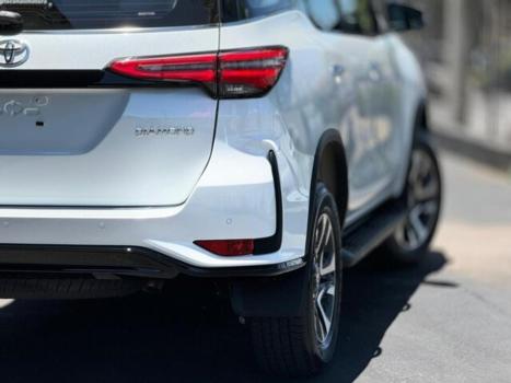 TOYOTA Hilux Caminhonete , Foto 9