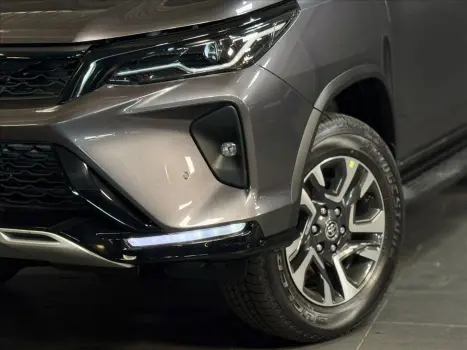 TOYOTA Hilux Caminhonete , Foto 7