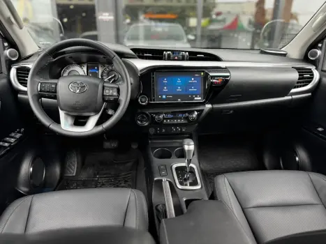TOYOTA Hilux Caminhonete 2.8 16V  LOW M4FD 4X4 TURBO DIESEL CABINE DUPLA, Foto 11