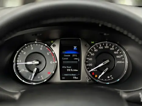 TOYOTA Hilux Caminhonete 2.8 16V  LOW M4FD 4X4 TURBO DIESEL CABINE DUPLA, Foto 15