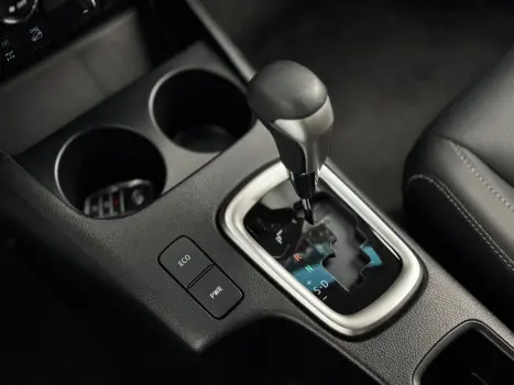 TOYOTA Hilux Caminhonete 2.8 16V  LOW M4FD 4X4 TURBO DIESEL CABINE DUPLA, Foto 16