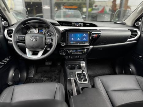 TOYOTA Hilux Caminhonete 2.8 16V  LOW M4FD 4X4 TURBO DIESEL CABINE DUPLA, Foto 11